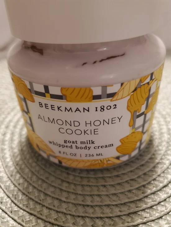 Beekman 1802 Almond Honey Cookie Whipped Body Cream - Picture 2 of 4